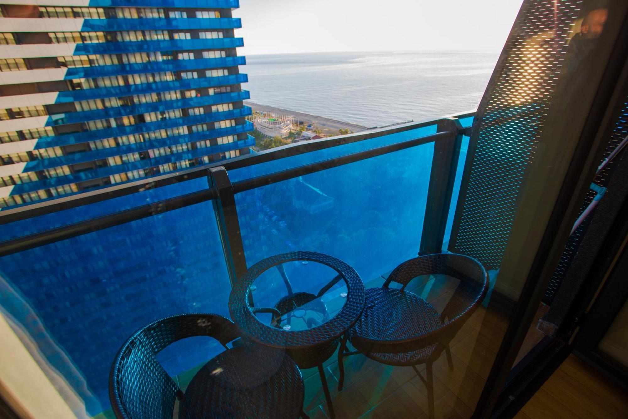 Best Location Apartments In Batumi Exterior photo