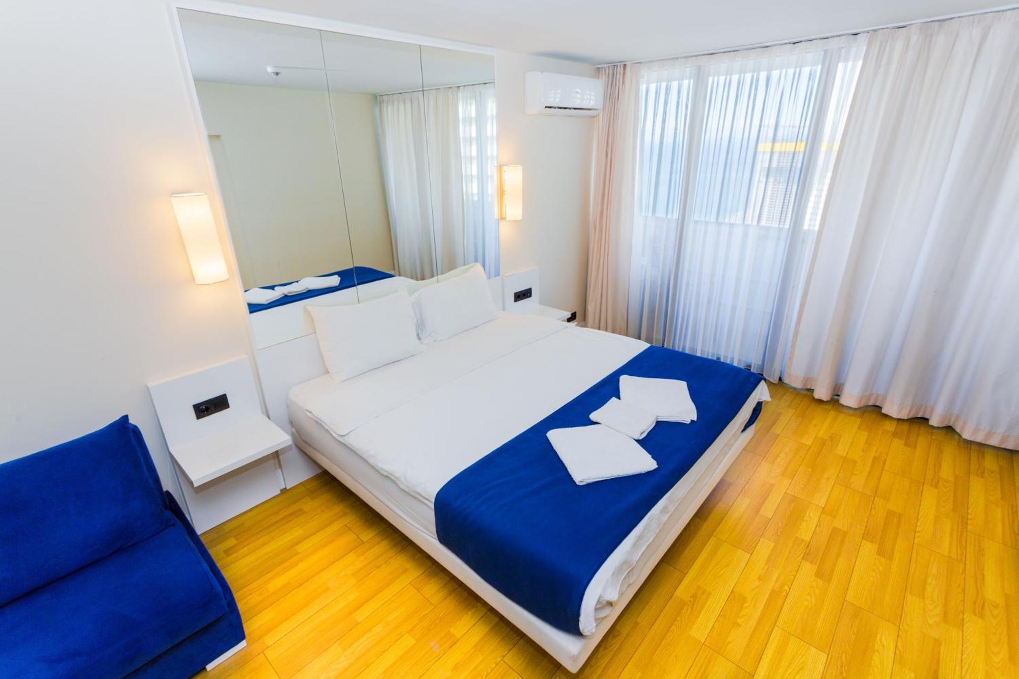 Best Location Apartments In Batumi Exterior photo